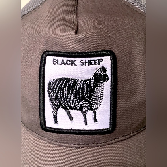 Unisex Adult One Size NOT GOORIN BROS Animal Farm Black Sheep Trucker Cap Hat - Picture 16 of 16